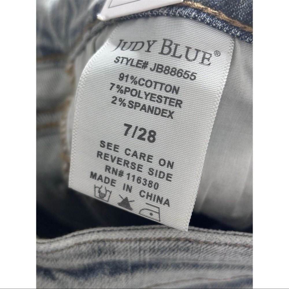 Judy Blue Flare Fit Jeans - Picture 14 of 16